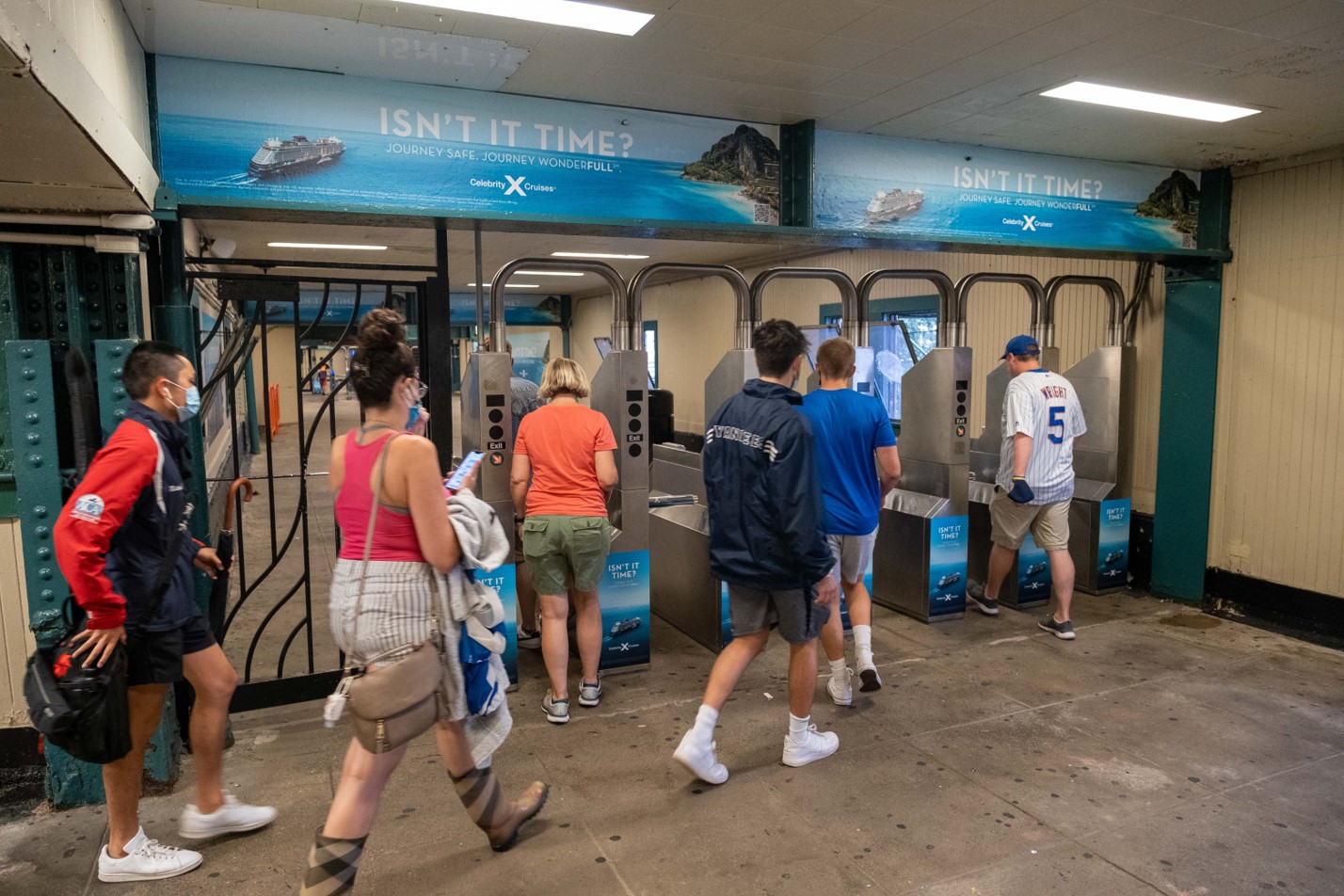 Celebrity Cruises Subway Dom