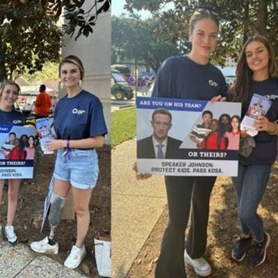 Student Ambassadors Handing Out Information